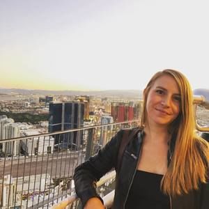 Meet your Posher, Jenna